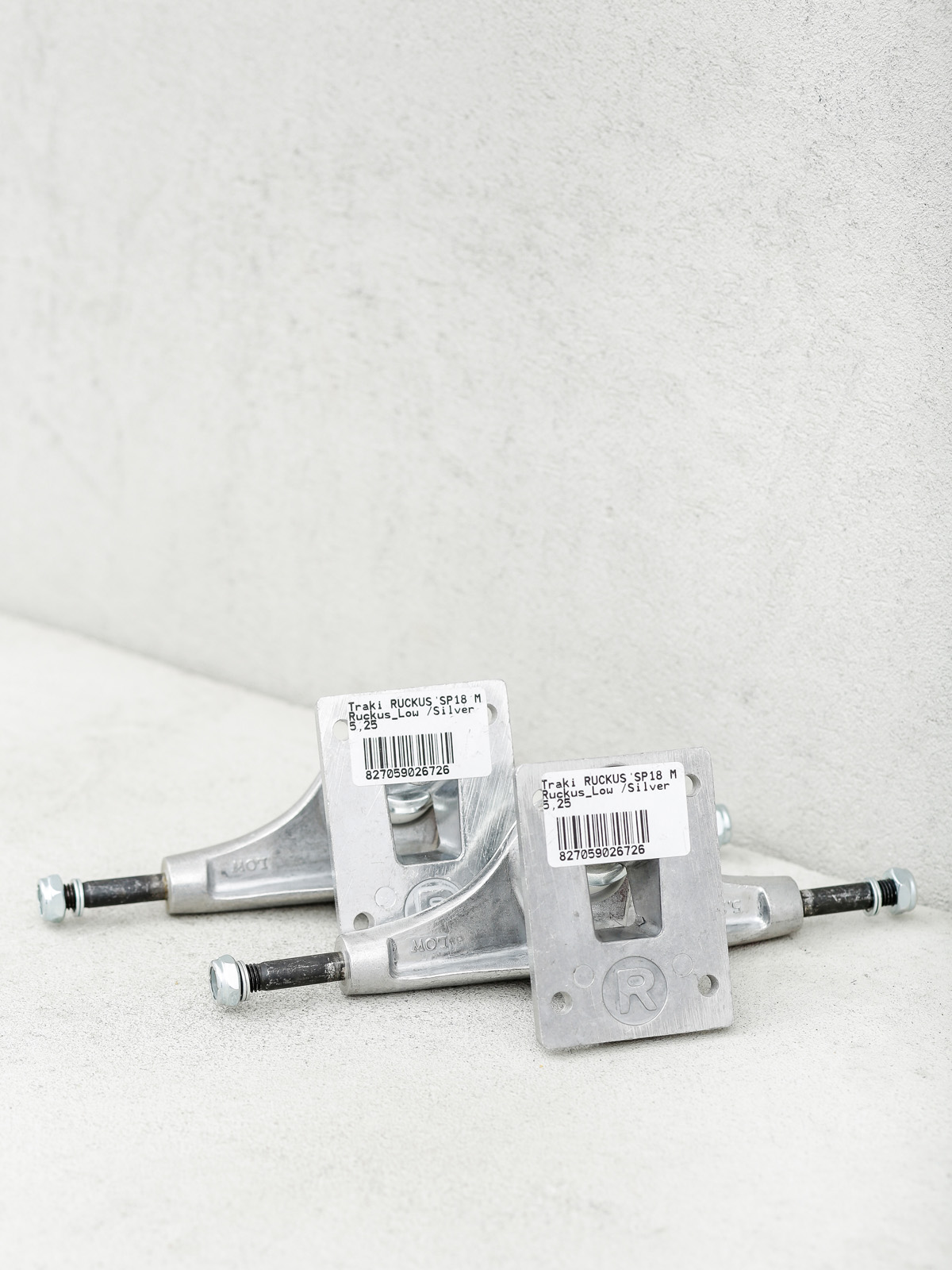 Ruckus Trucks Low (silver)