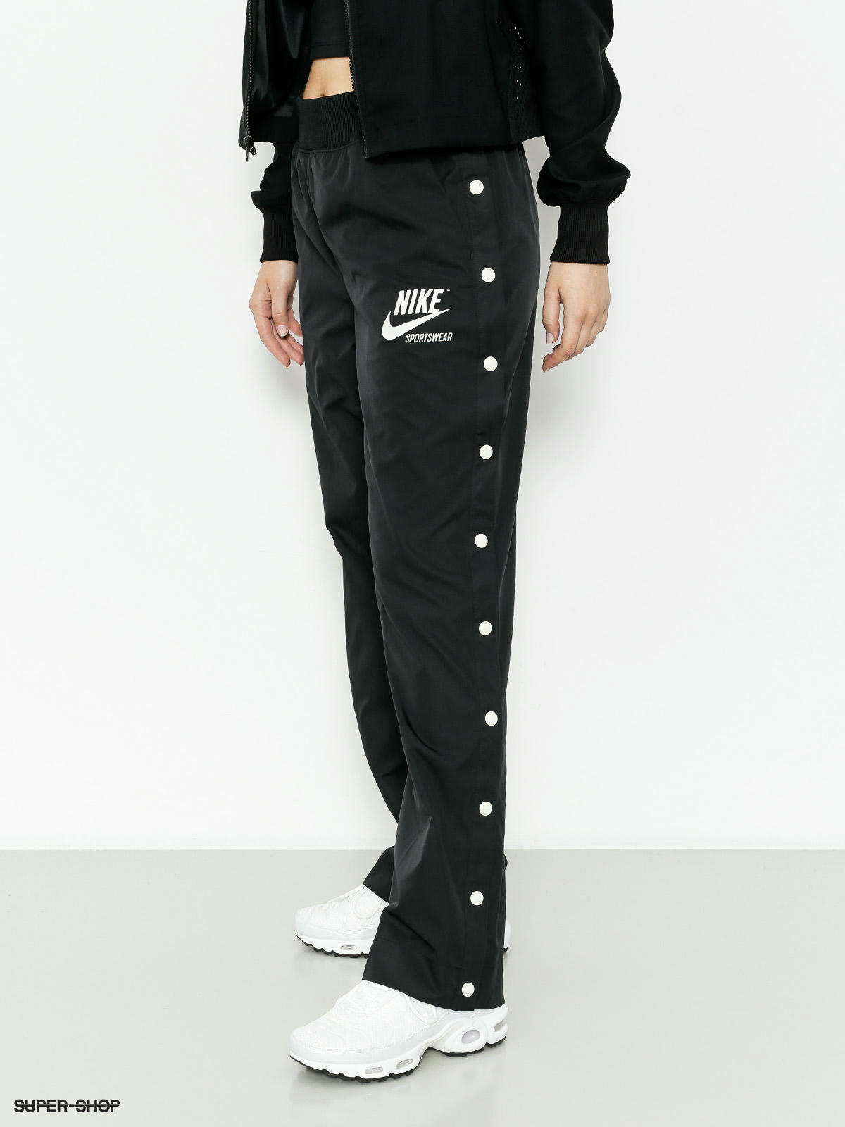 Snap pants sale nike