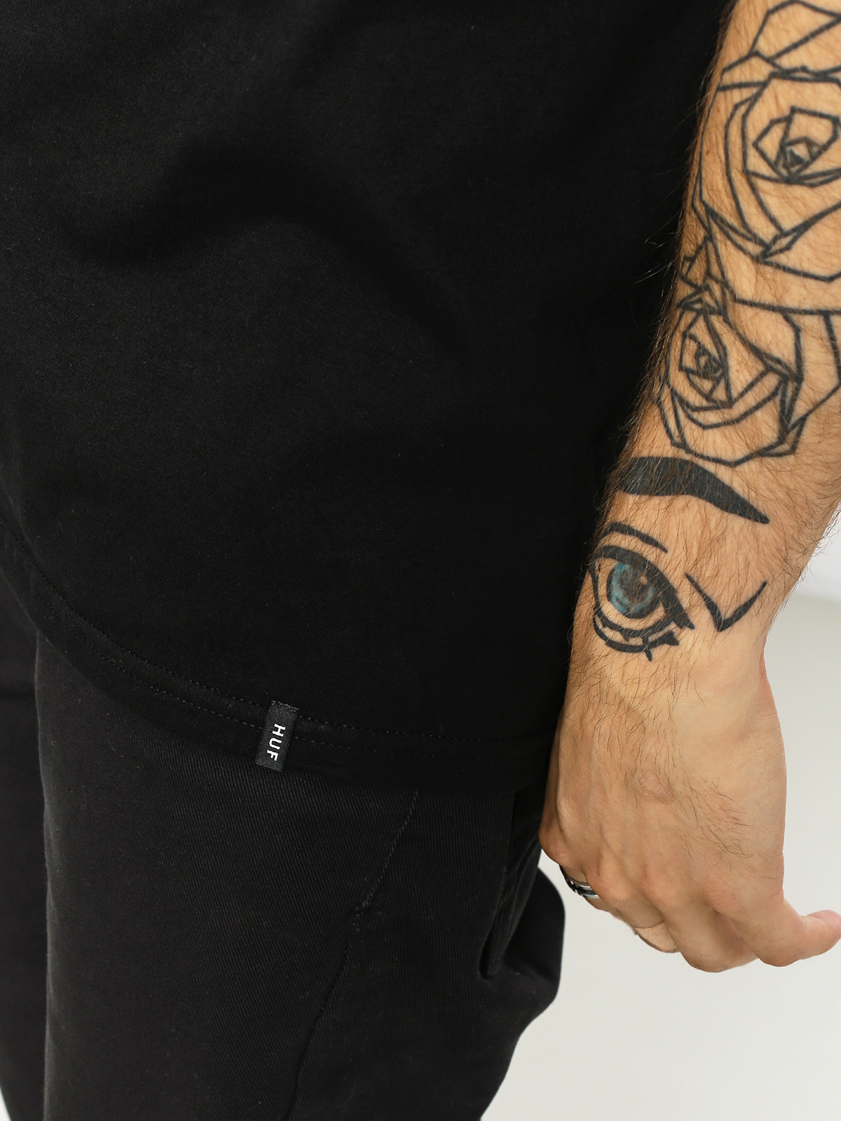 HUF T-shirt Essentials Box Logo (black)