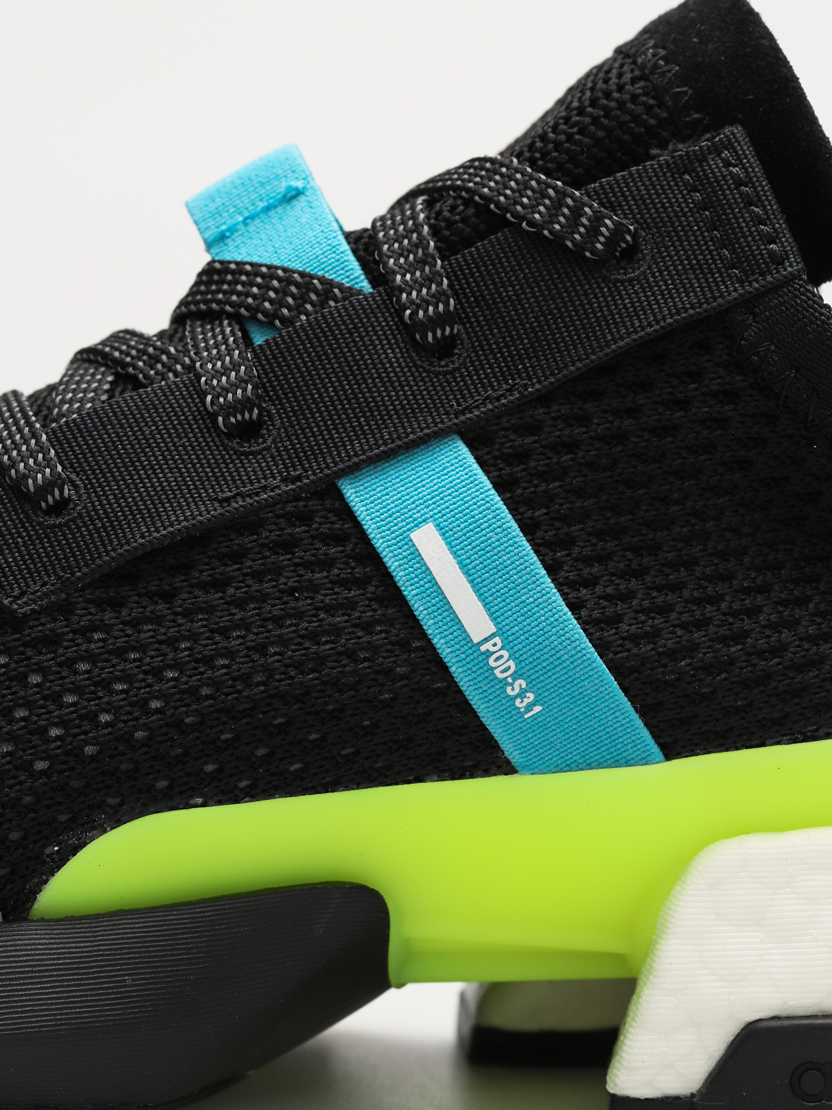 adidas Originals POD-S3.1 Shoes (cblack/cblack/gretwo)