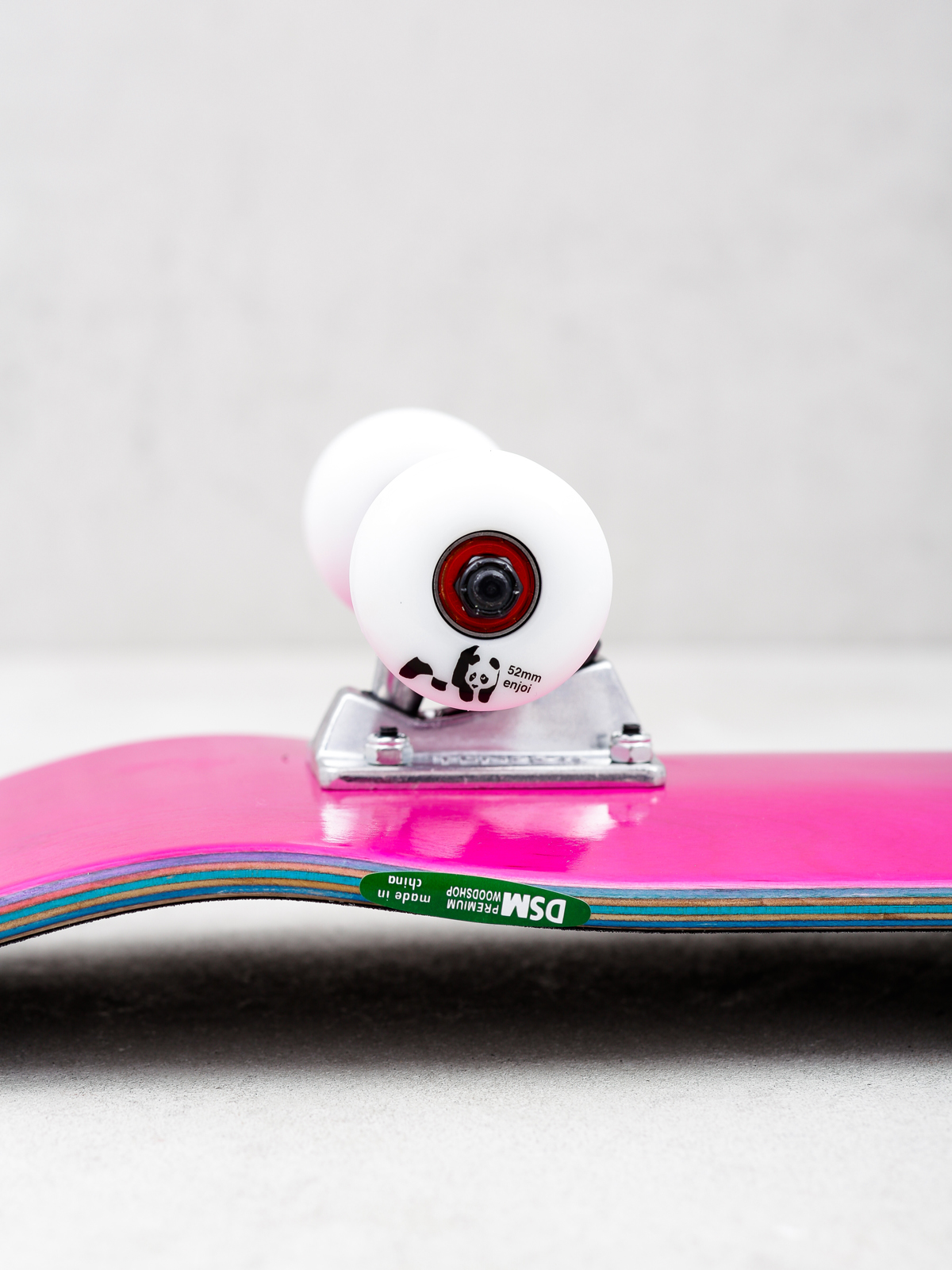 Enjoi Skateboard Faded Panda Resin (blue/pink)