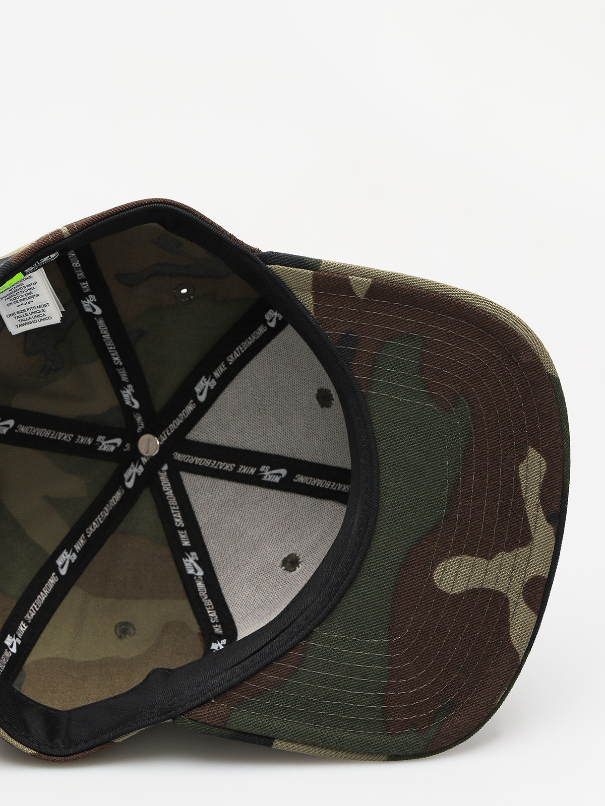 nike skateboarding cap