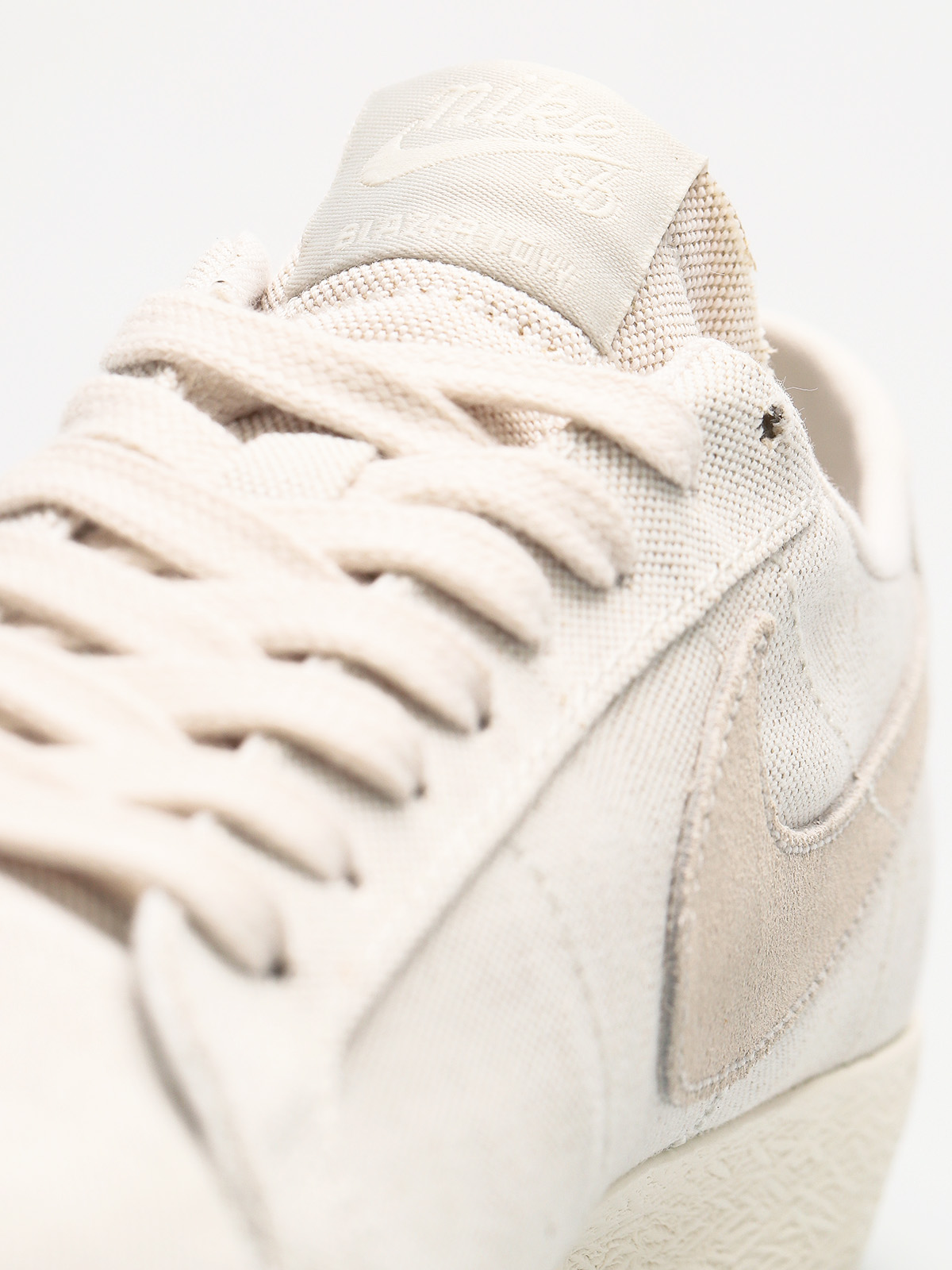 Nike SB Shoes Sb Zoom Blazer Low Canvas Deconstructed (phantom/light bone habanero red)