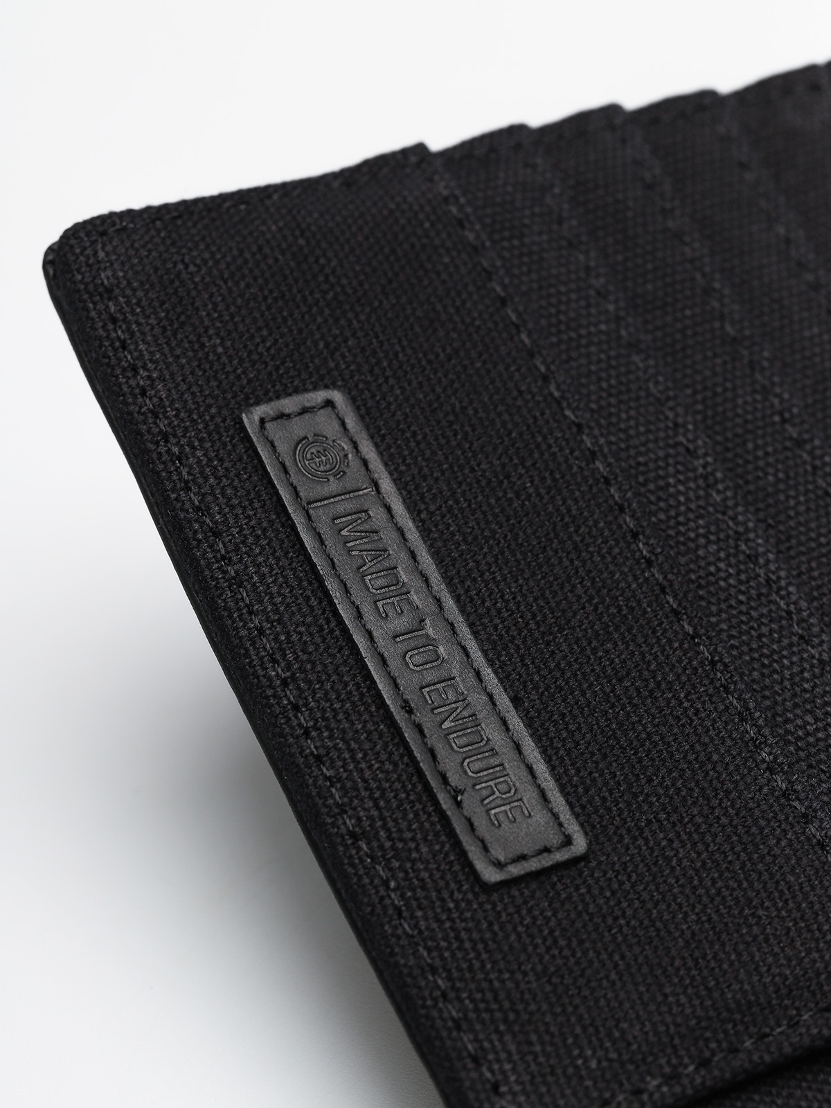 Element Wallet Endure L II (black)