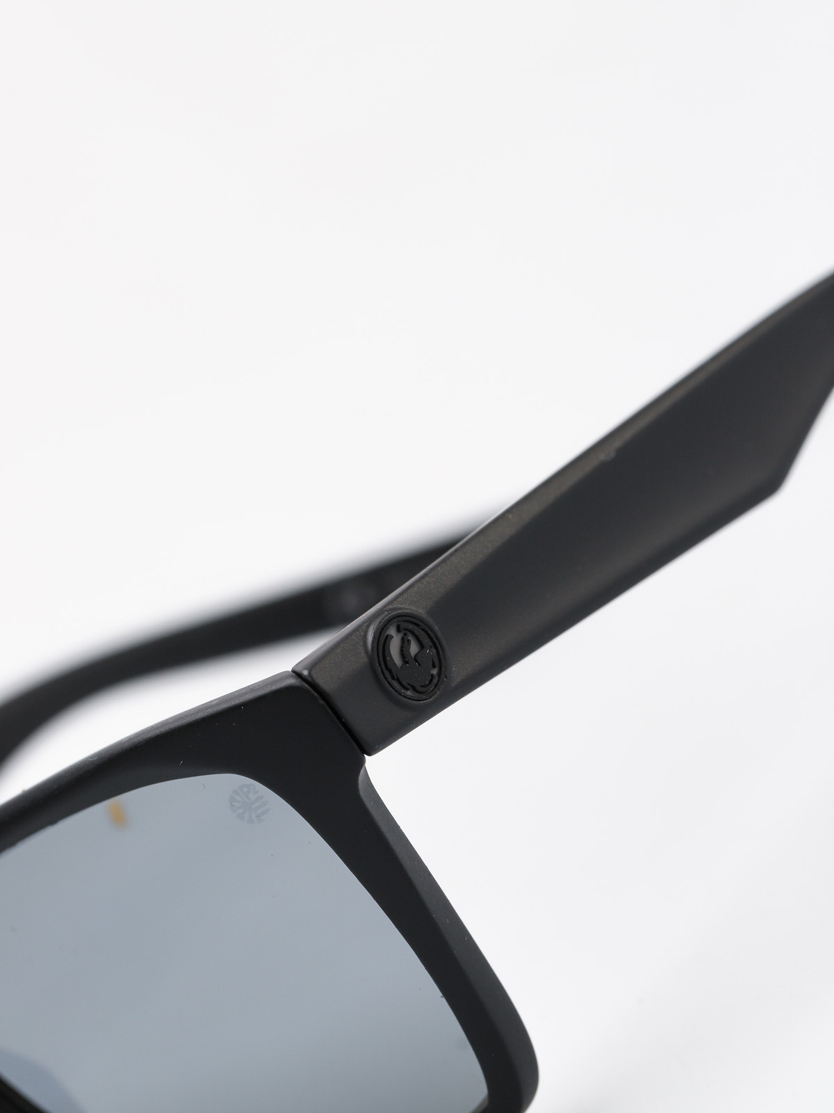 Dragon Sunglasses Drac (matte black h20/silver ion performance polar)
