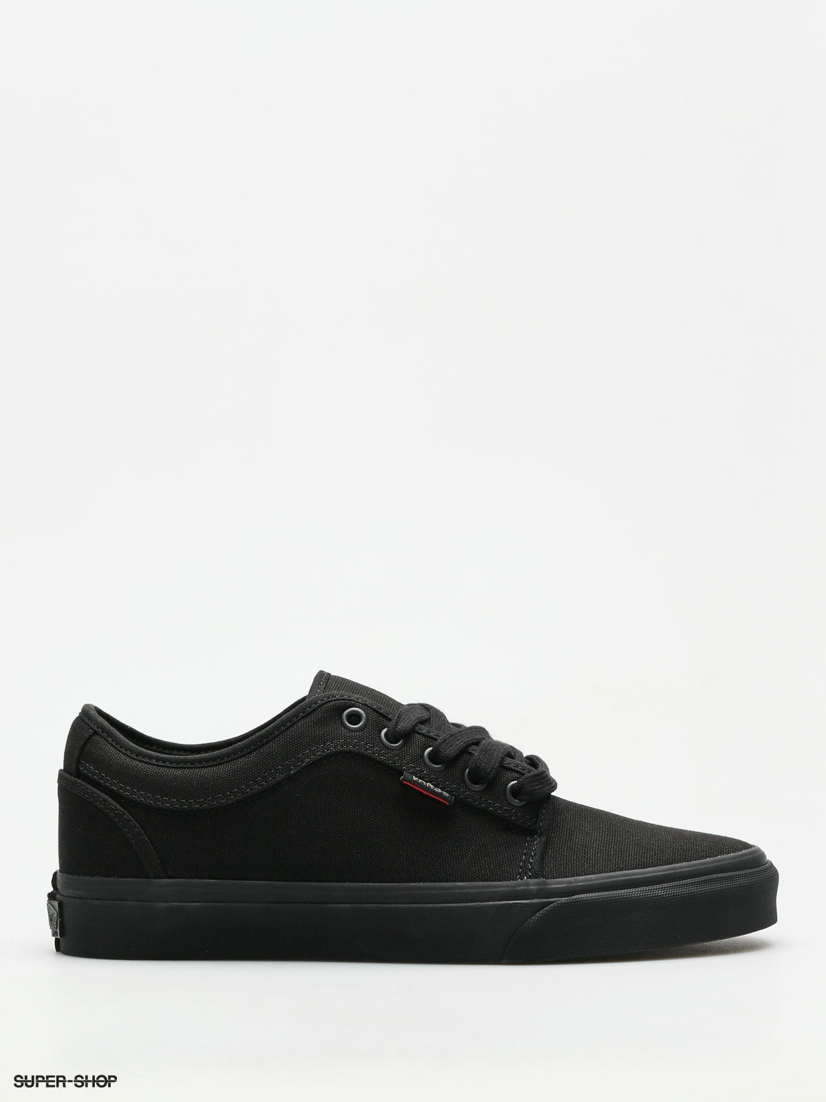 Vans chukka best sale low blackout