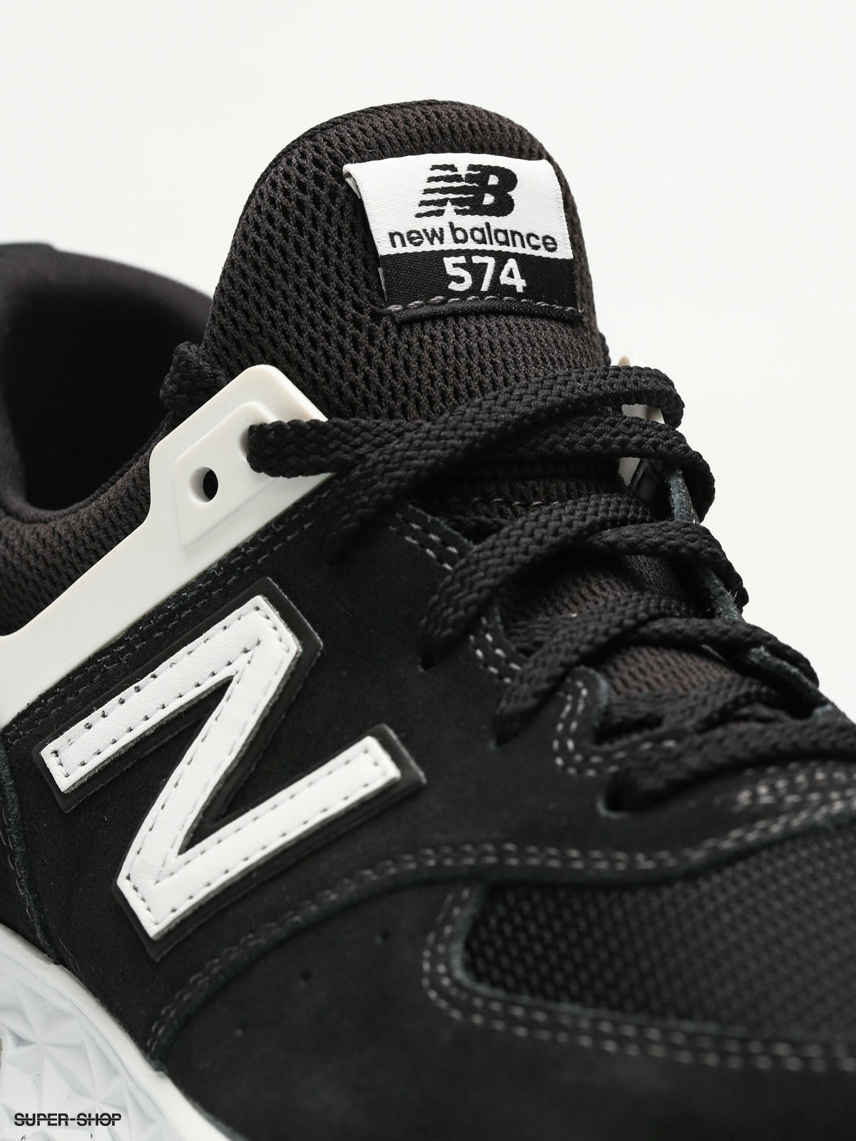 New balance clearance 574 fcb