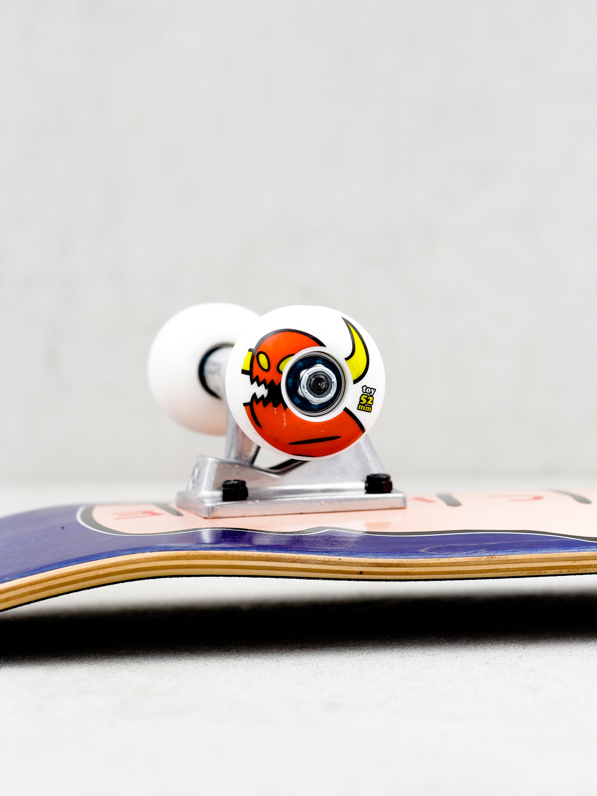 Toy Machine Skateboard Fists Woodgrain (blue/pink)