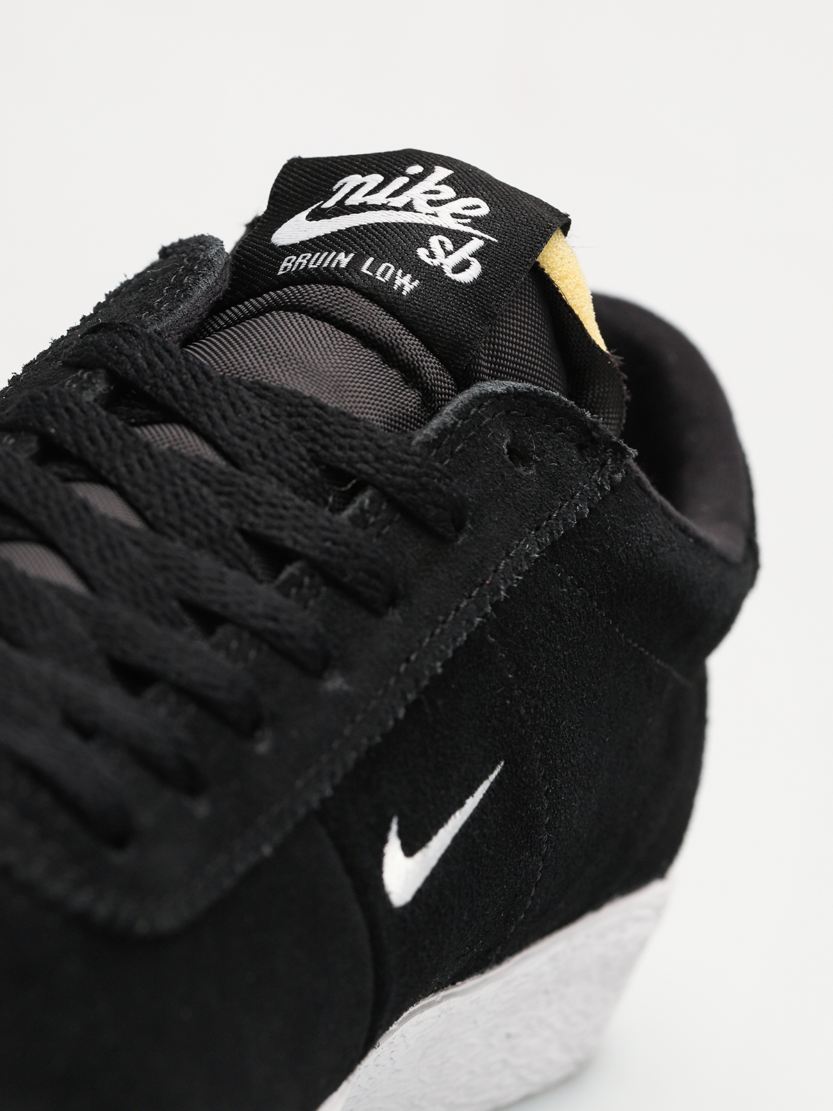 Nike SB Shoes Sb Zoom Bruin Ultra (black/white gum light brown)