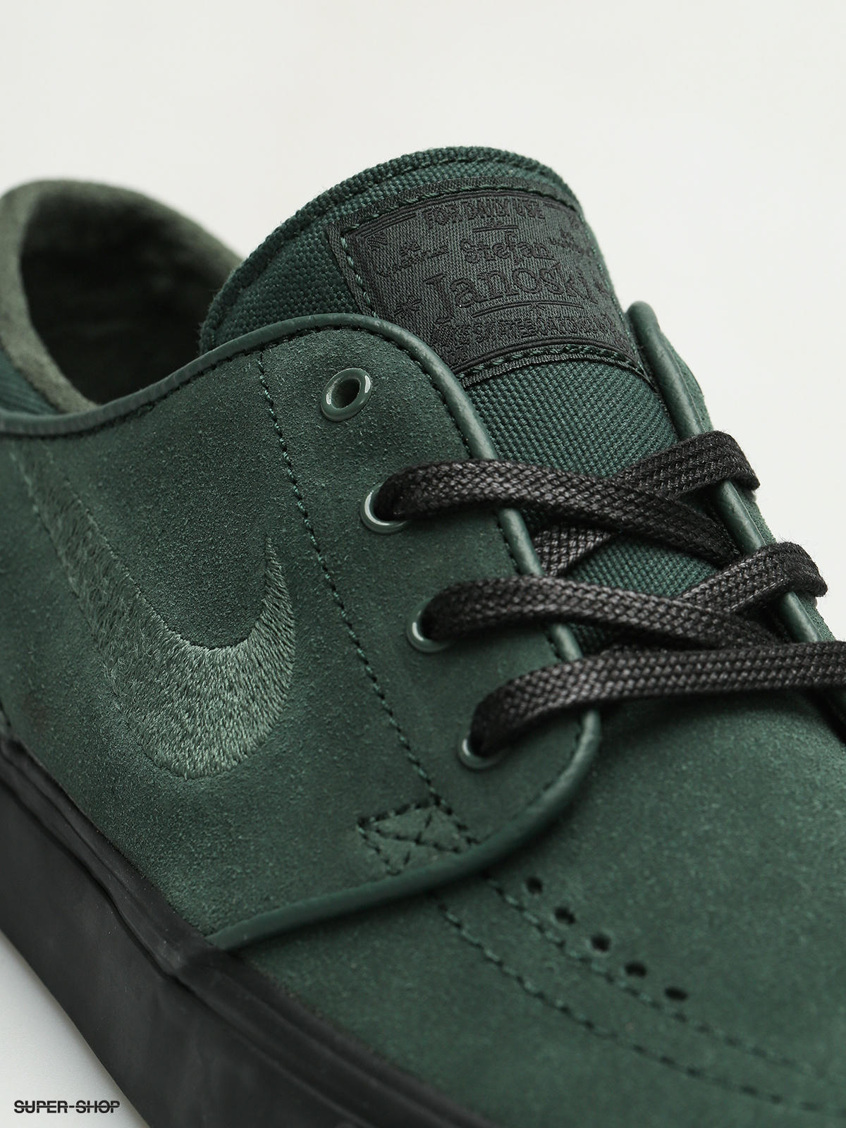 midnight green nike shoes