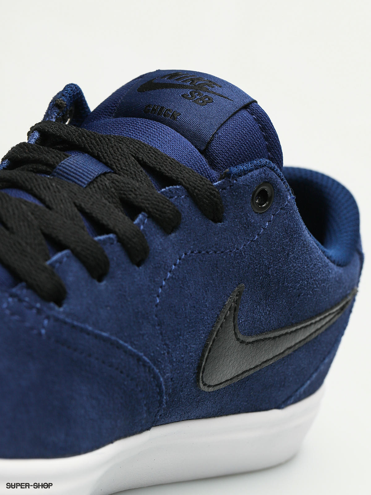 nike sb navy check solarsoft trainers