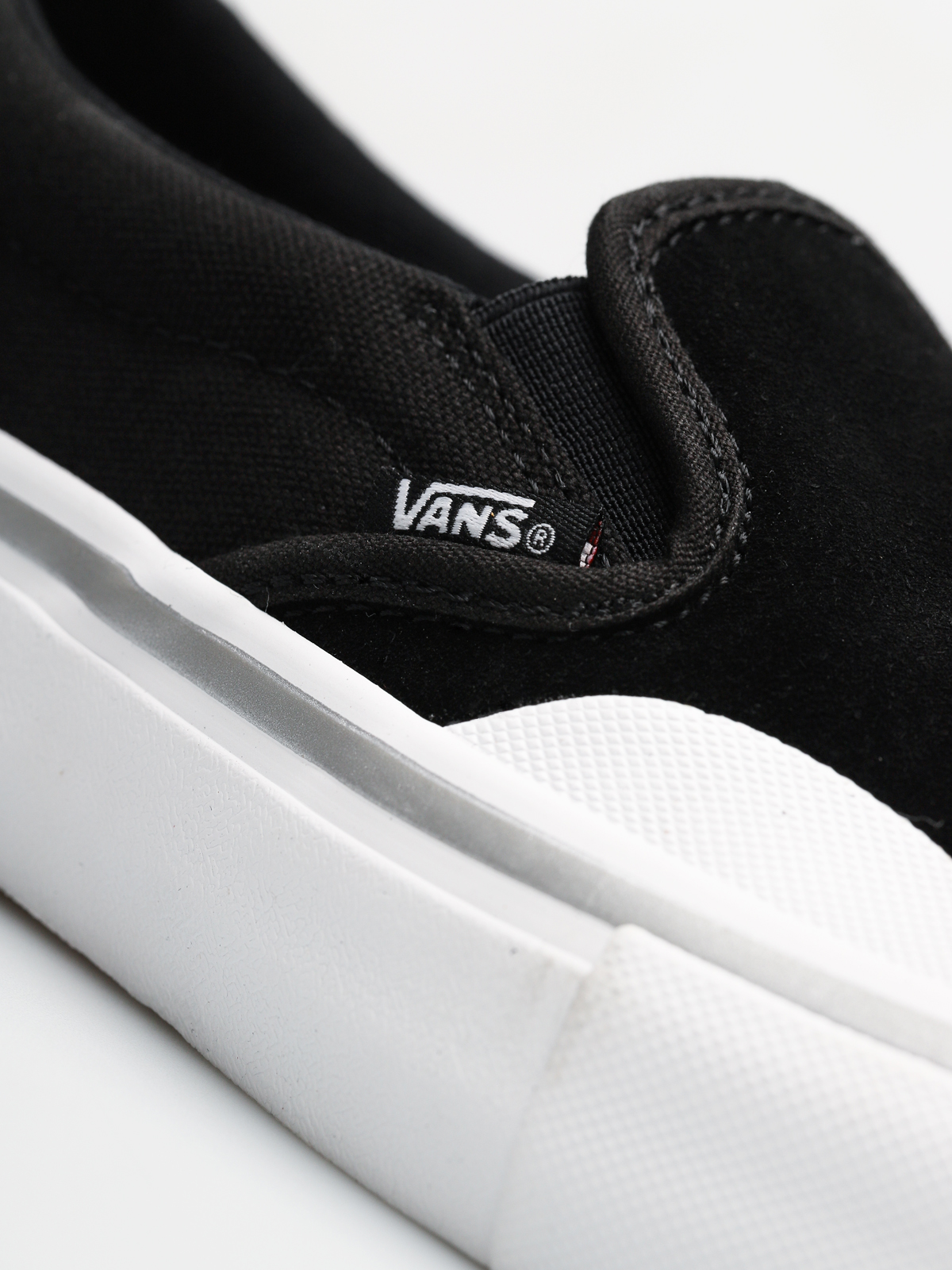 Vans x Independent Shoes Slip On Pro (independent black/white)