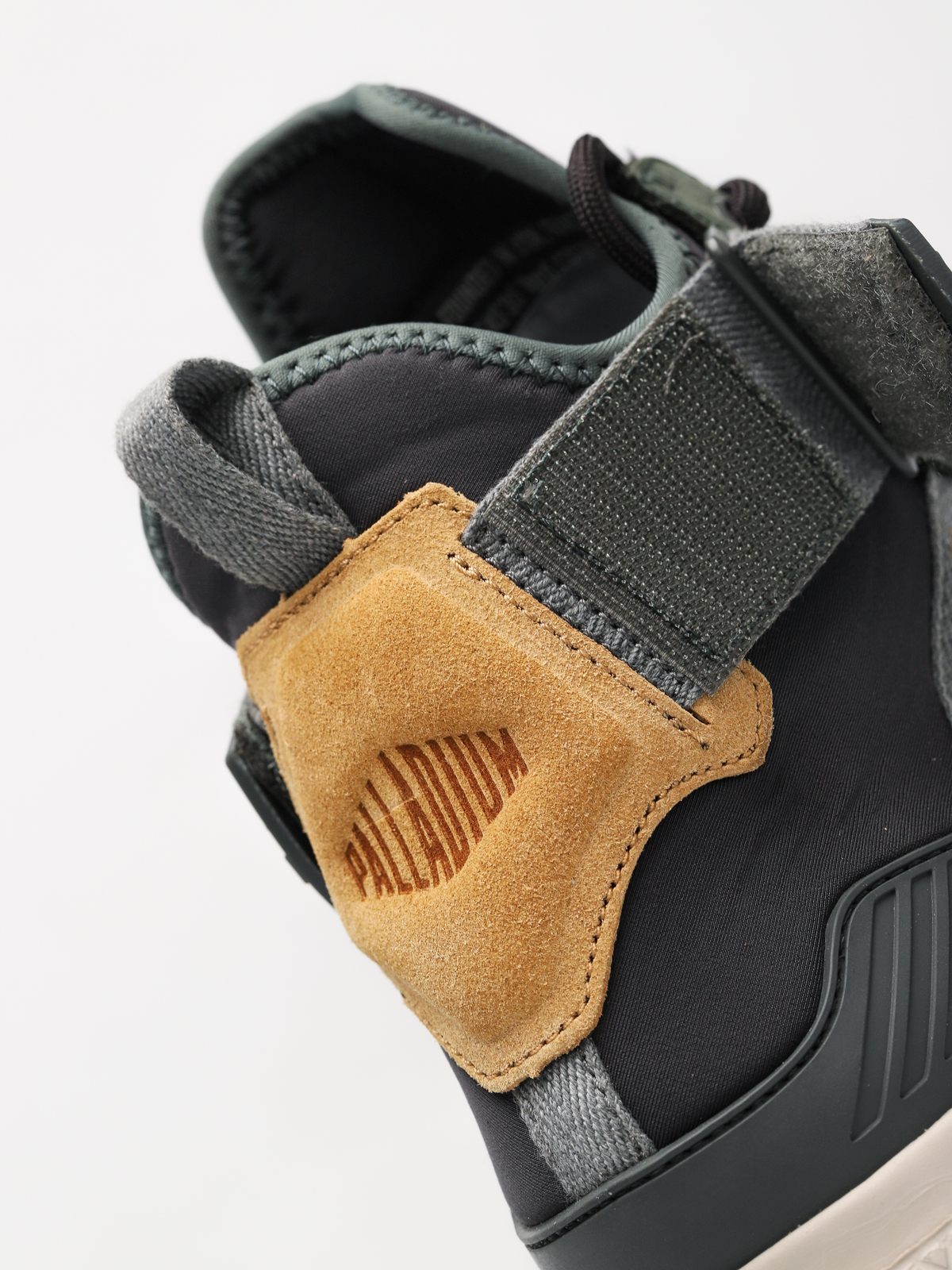 Palladium Shoes Ax_Eon Army Runner Mid (urban chic/anthrct/amb gd)