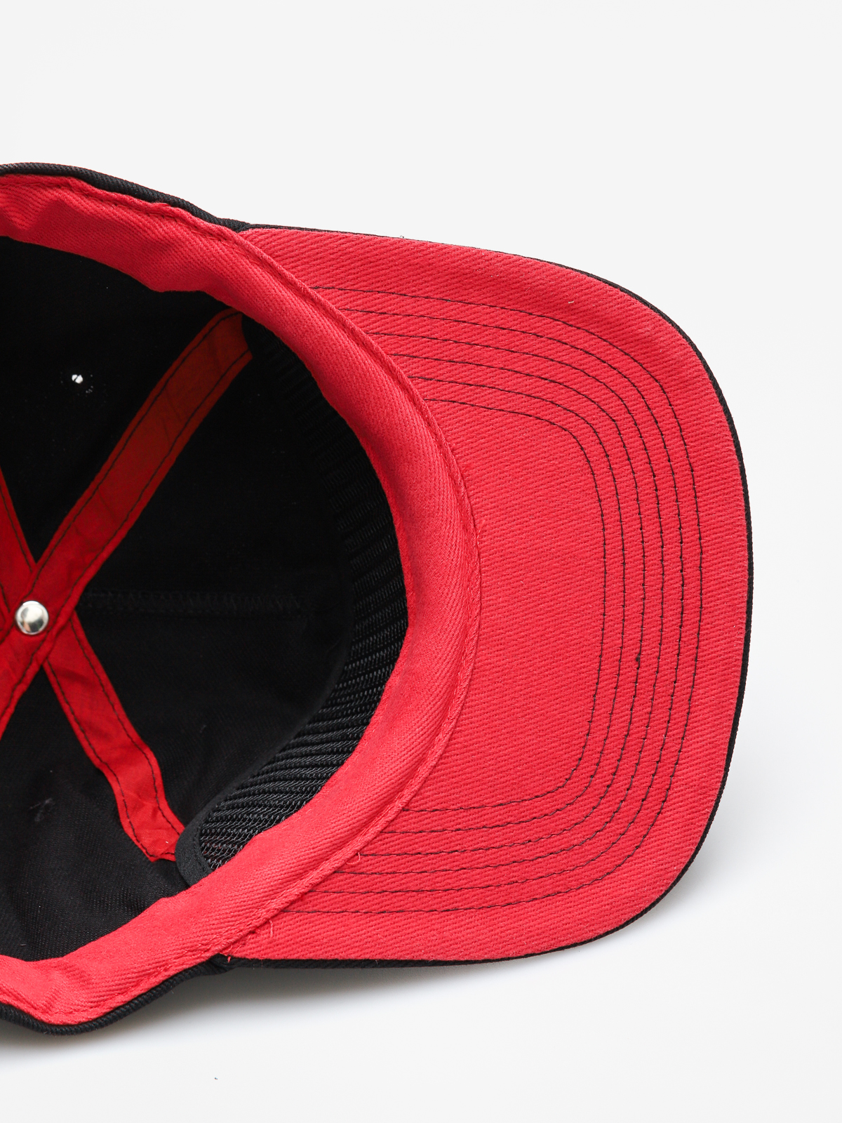 Independent x Thrasher Cap Pentagram Cross Adj Snapback ZD (black)