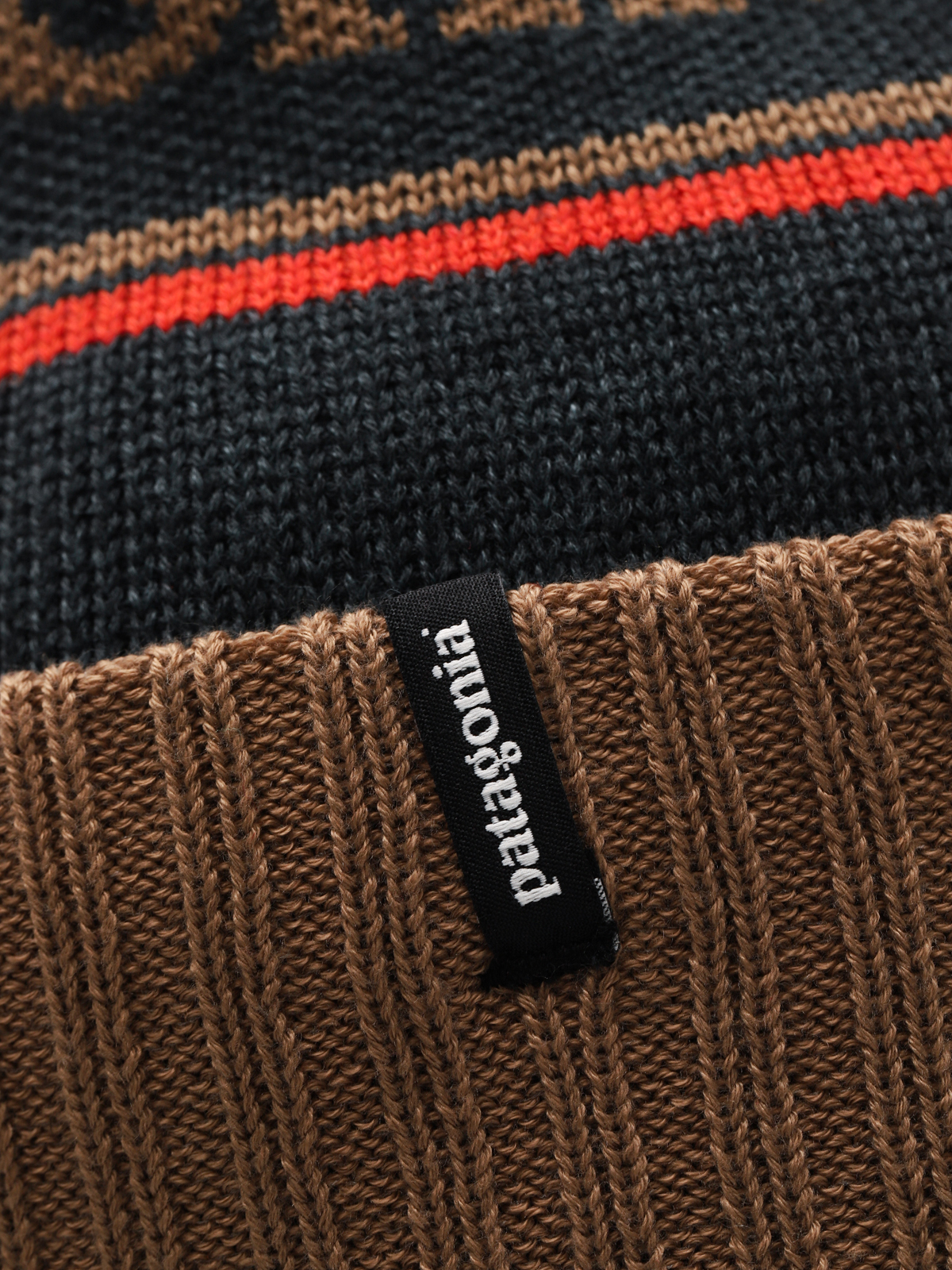 Patagonia Beanie Powder Town Beanie (park stripe mojave khaki)