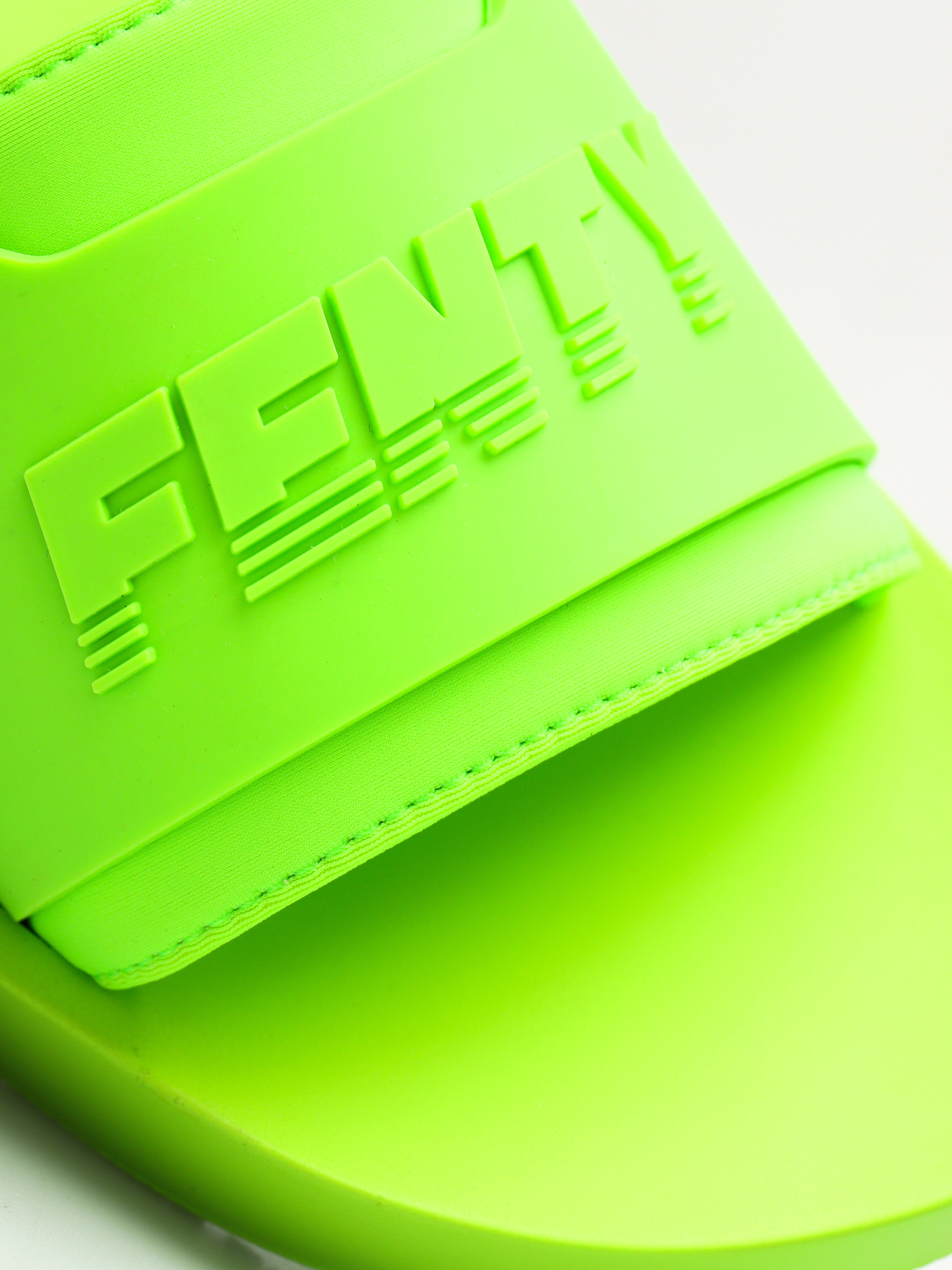 Puma Flip-flops Fenty Surf Slide Wmn (green gecko/green gecko)