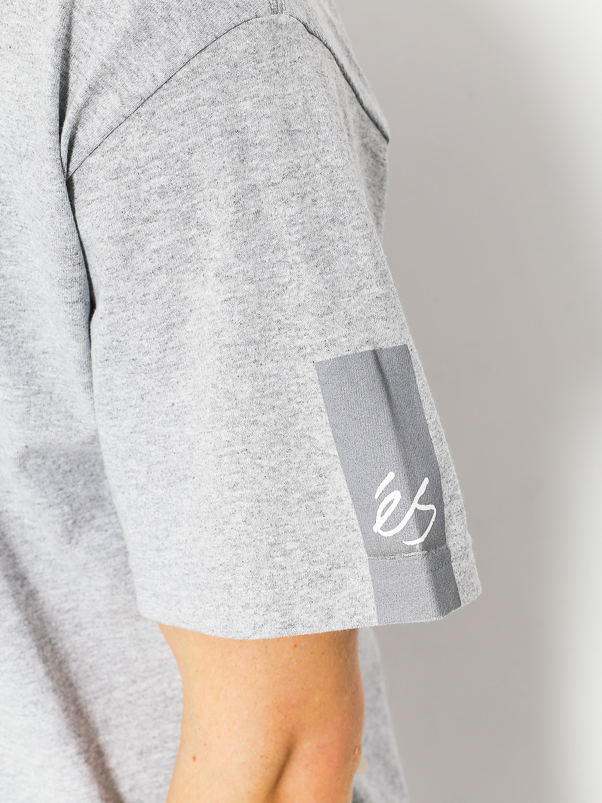 Es T-Shirt Heritage Stack (grey/heather)