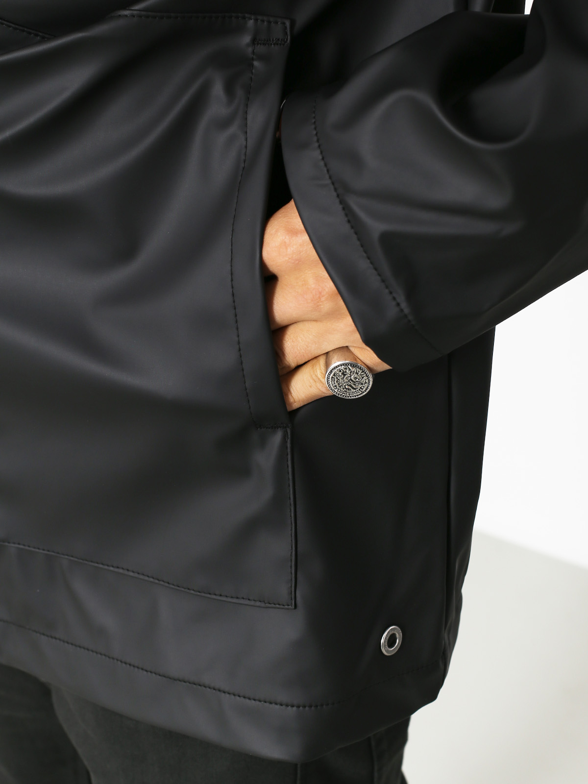 Herschel Supply Co. Jacket Rainwear Classic (black)