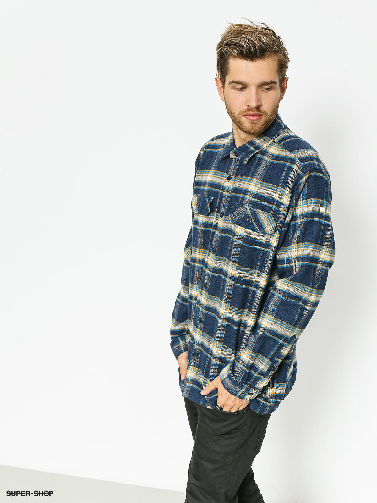 patagonia fjord flannel navy