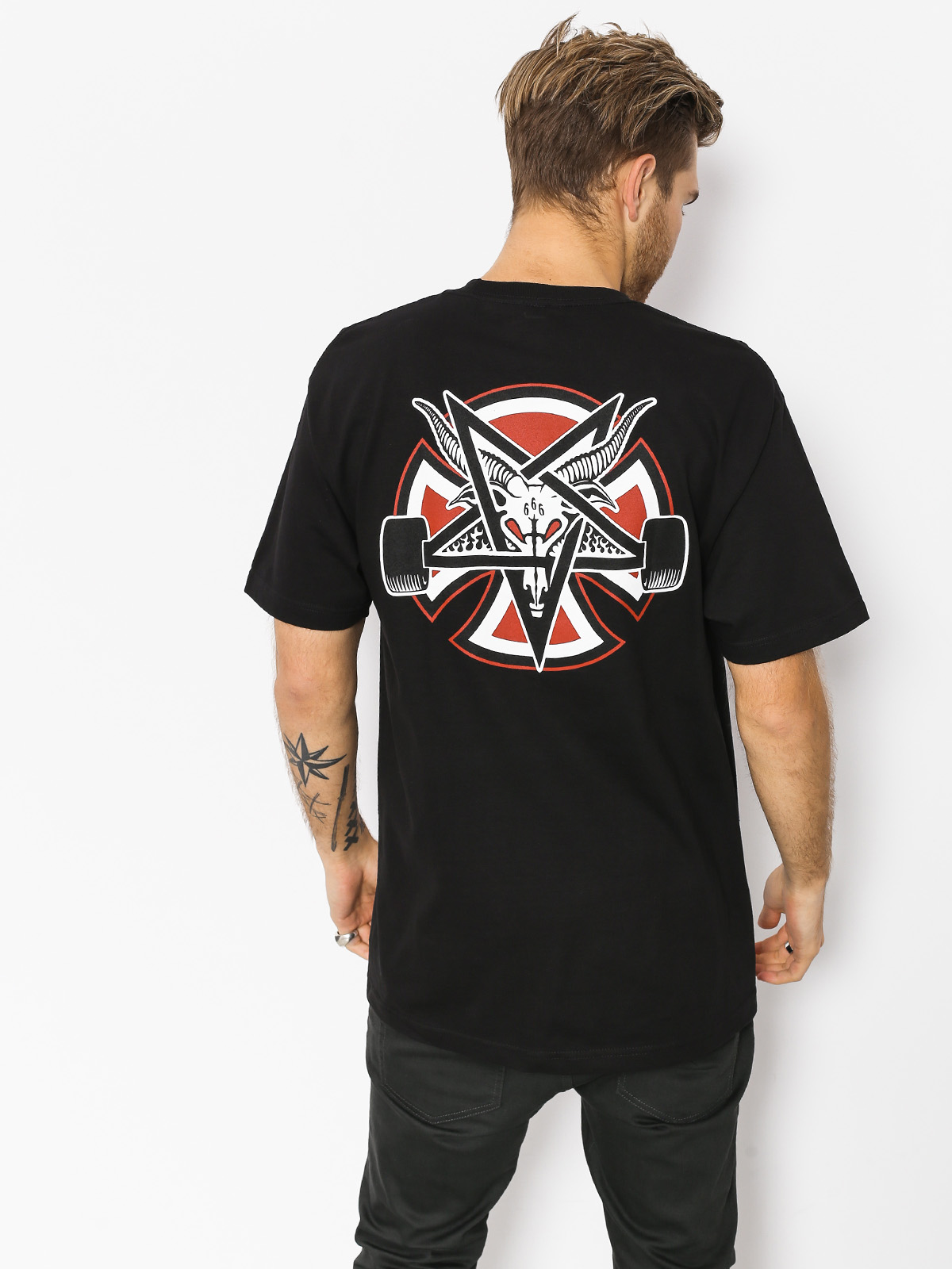 Independent x Thrasher T-Shirt Pentagram Cross - black (black)