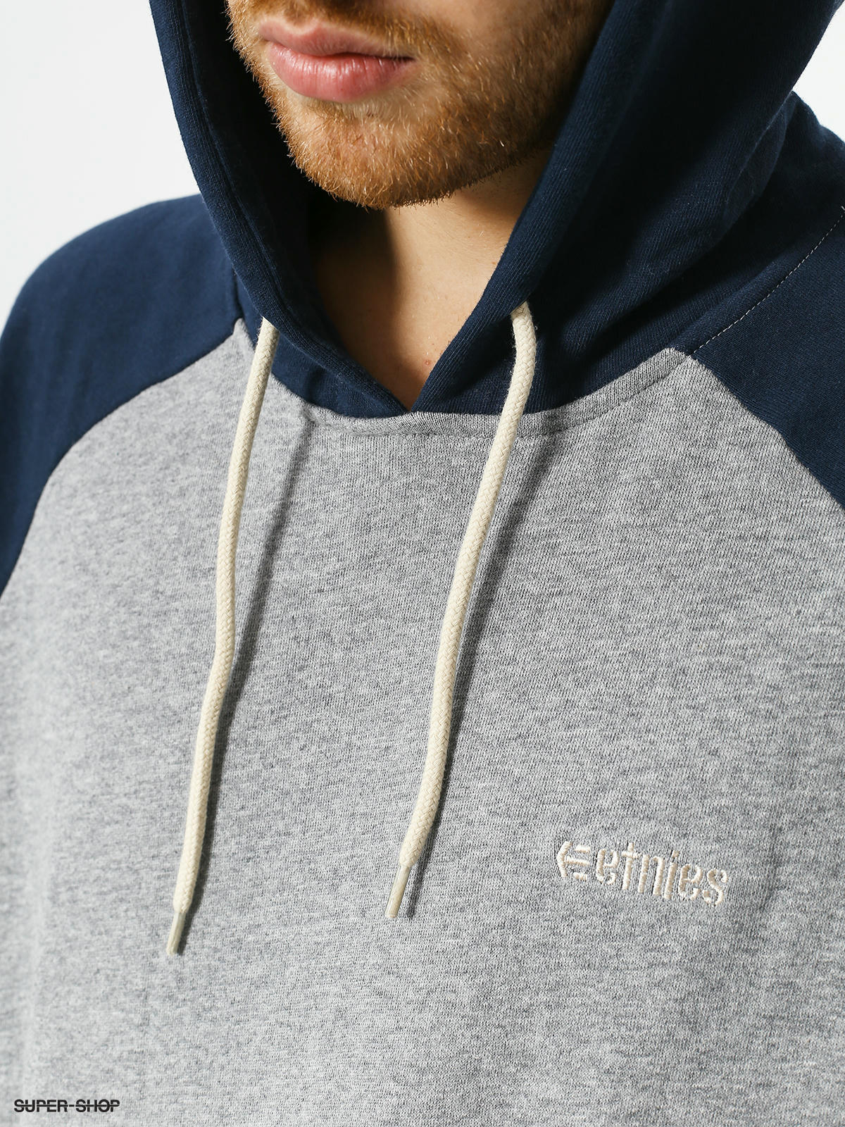 etnies sweatshirt