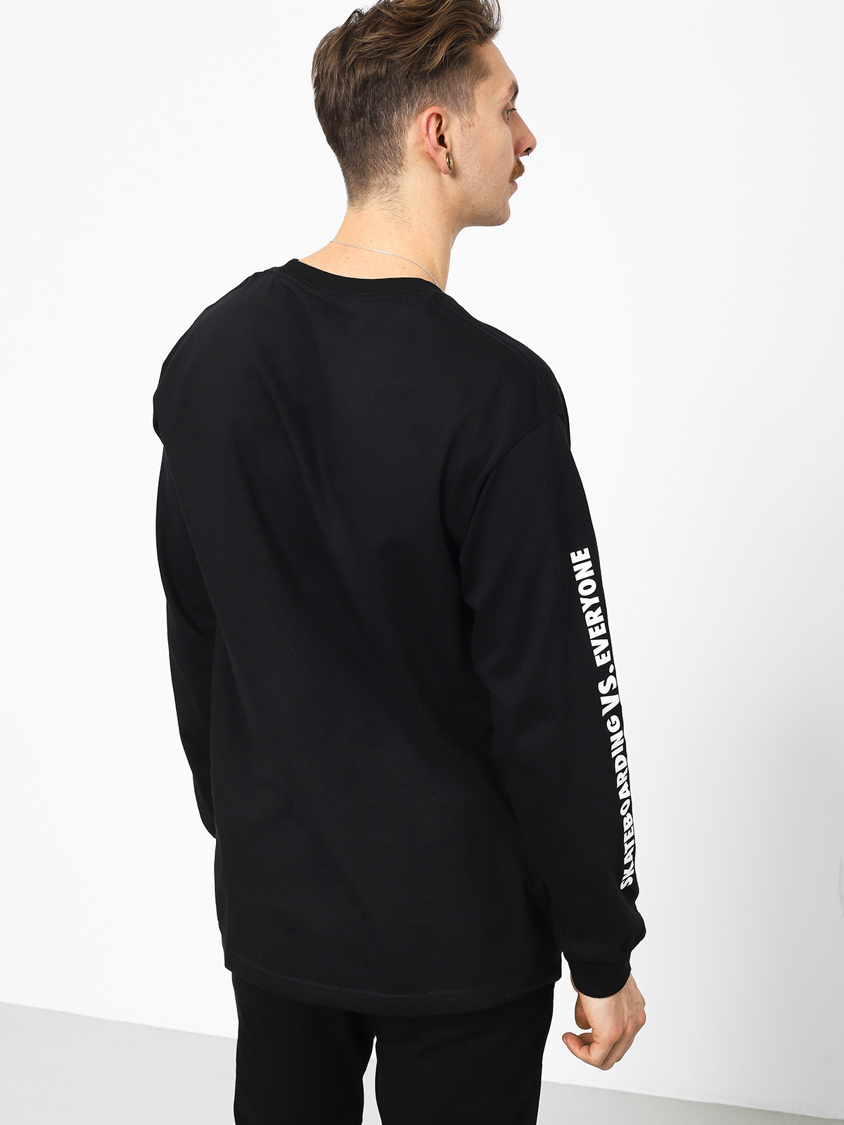 Real Evryne Ovl Longsleeve (black/white)