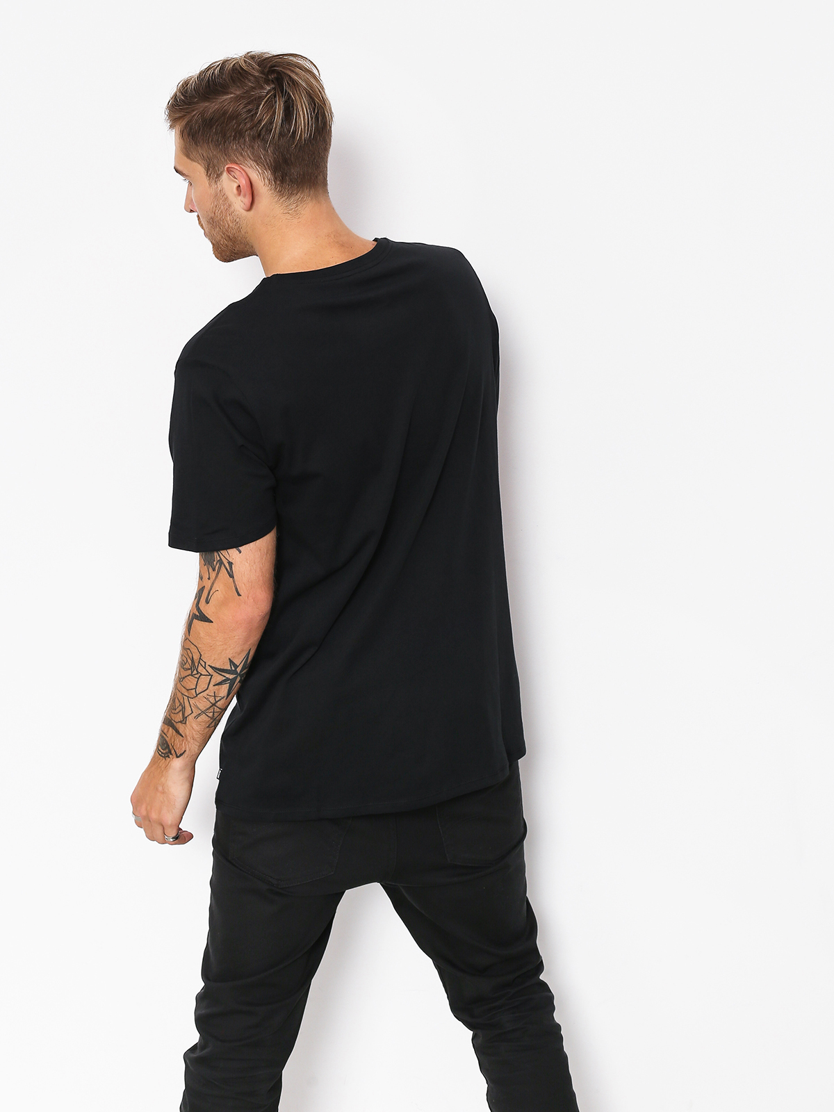 Nike SB Sb Wrestler T shirt (black) Nike SB Wrestler T Shirt Black | Flatspot