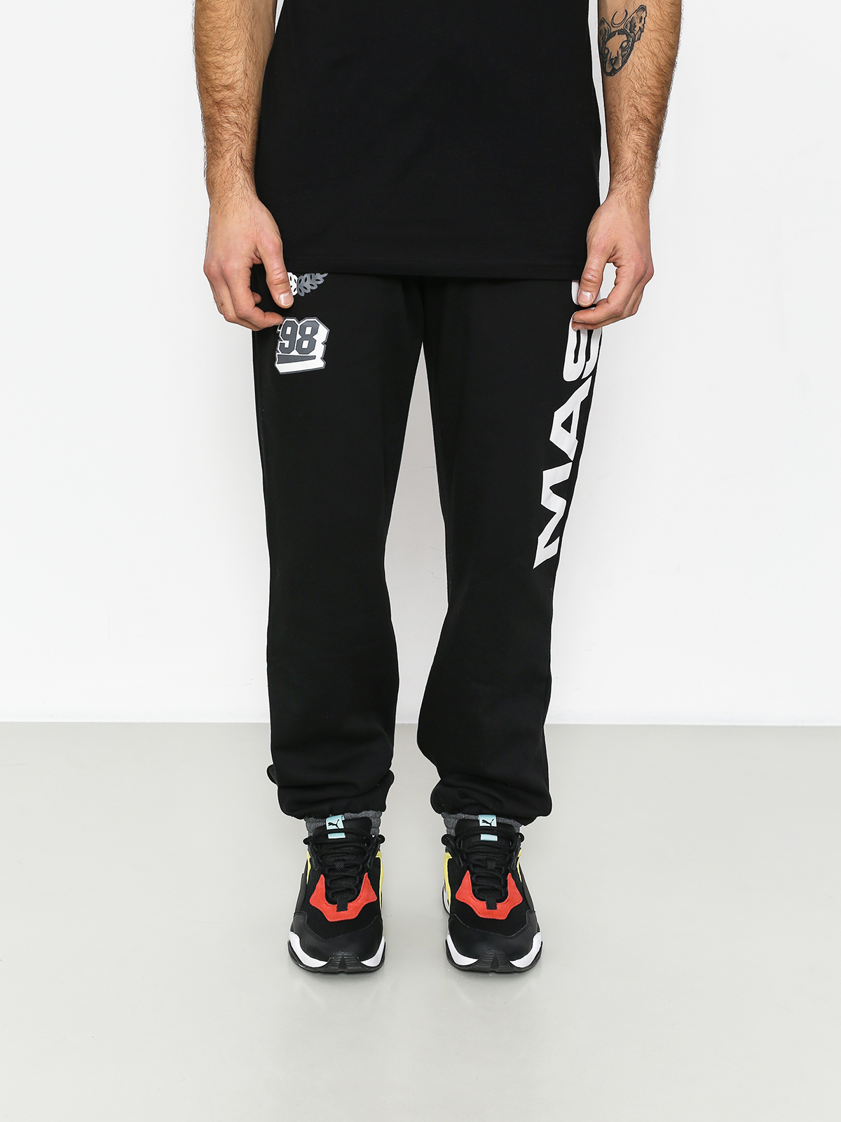 MassDnm Meeting Pants (black)