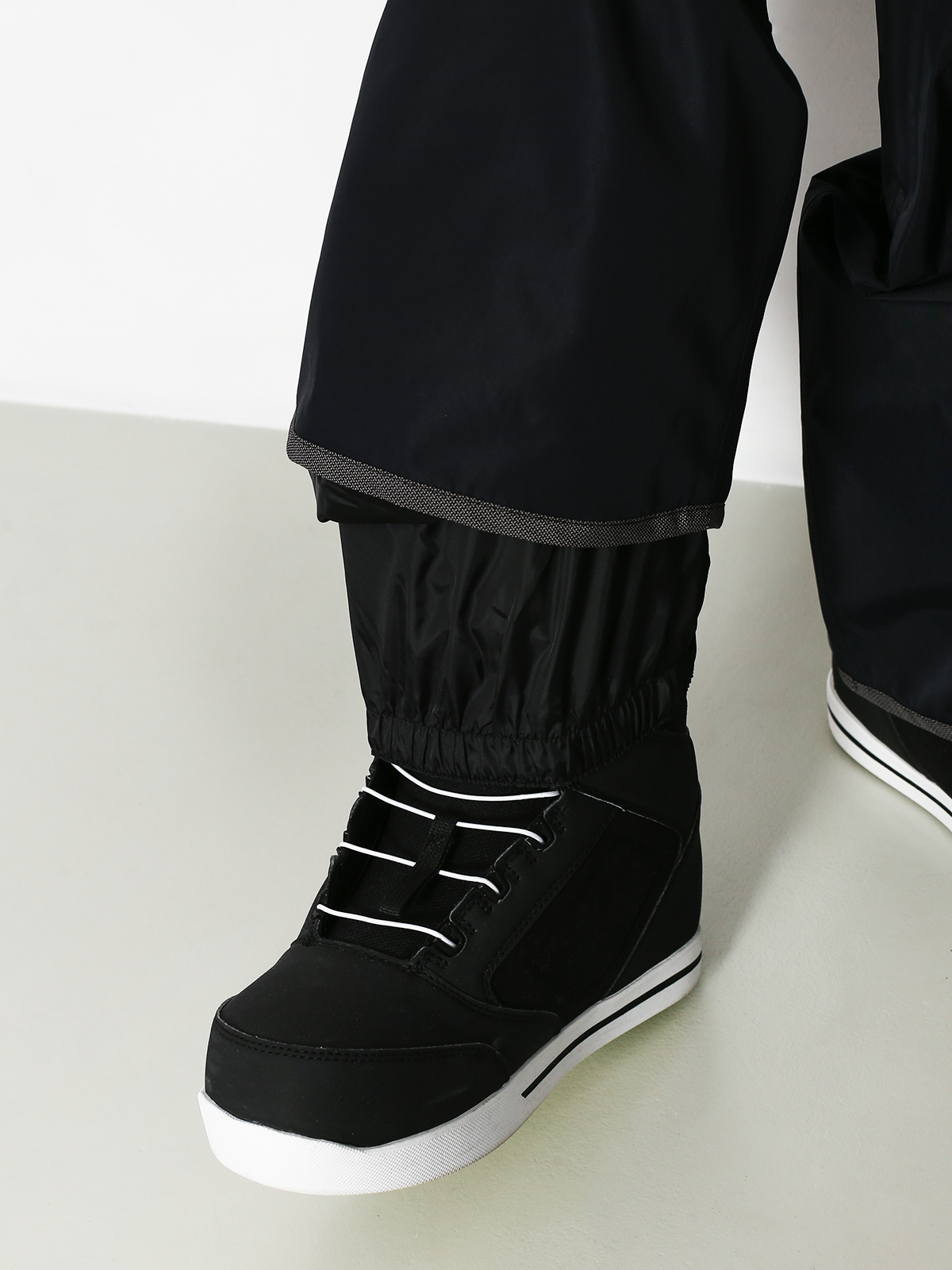 Mens Quiksilver Forever 2L Gore Snowboard pants (black)