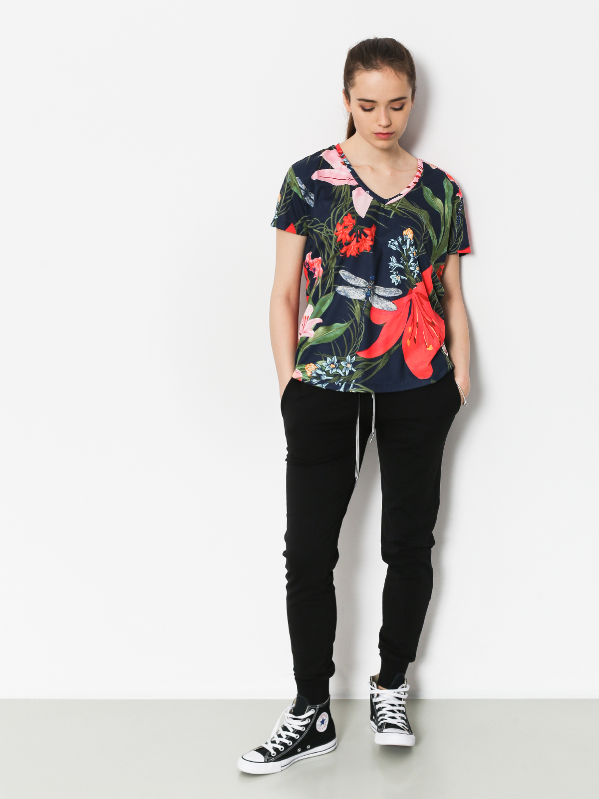 Femi Stories Ayo T-shirt Wmn (lnv)