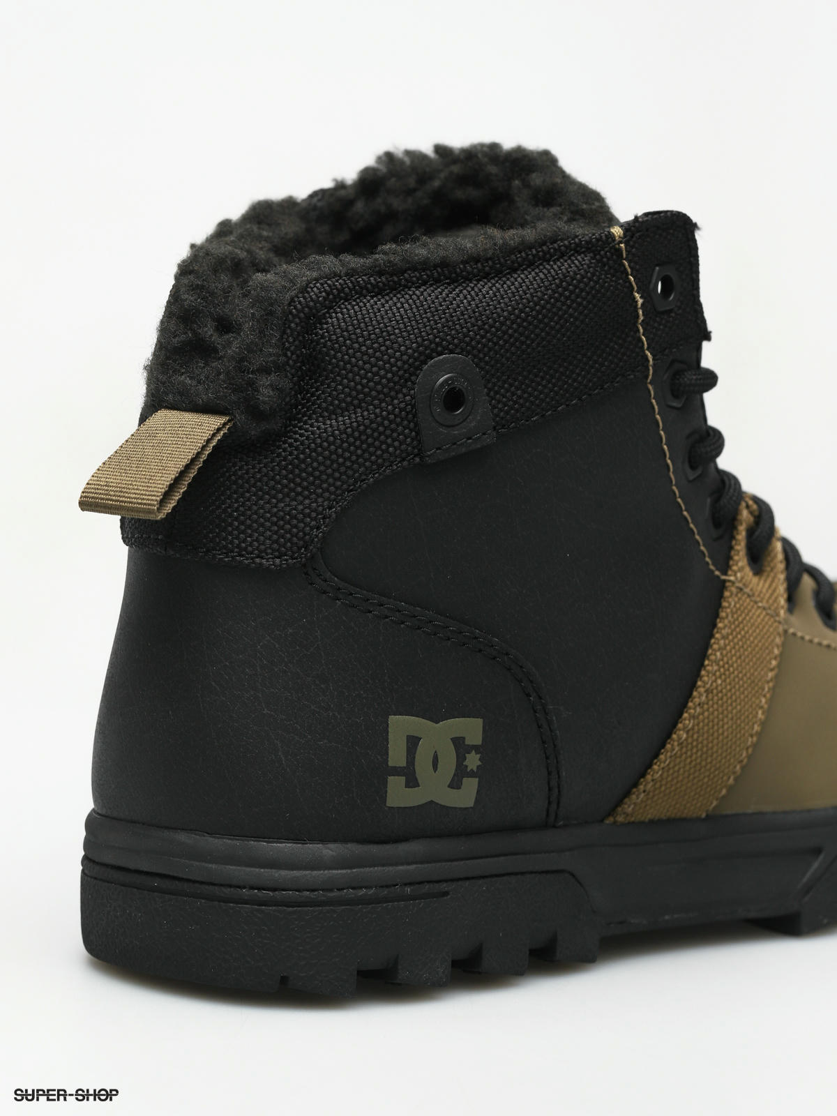 dc woodland shoes