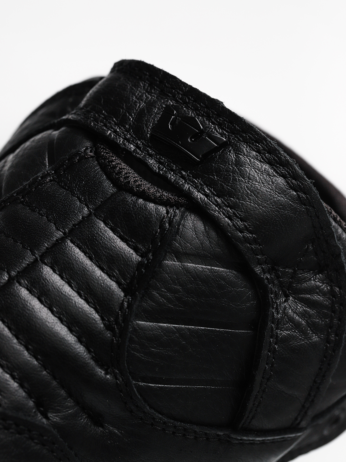 Supra Skytop Cw Shoes (black black/gum)